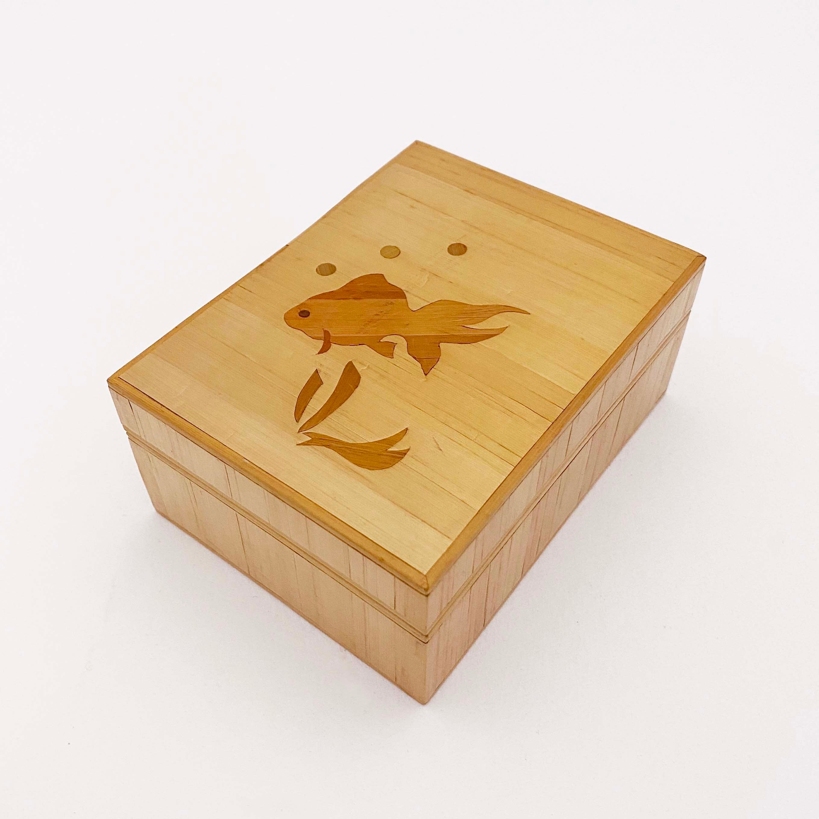 城崎の麦わら細工箱(金魚)