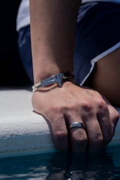【cross bangle】 / SILVER