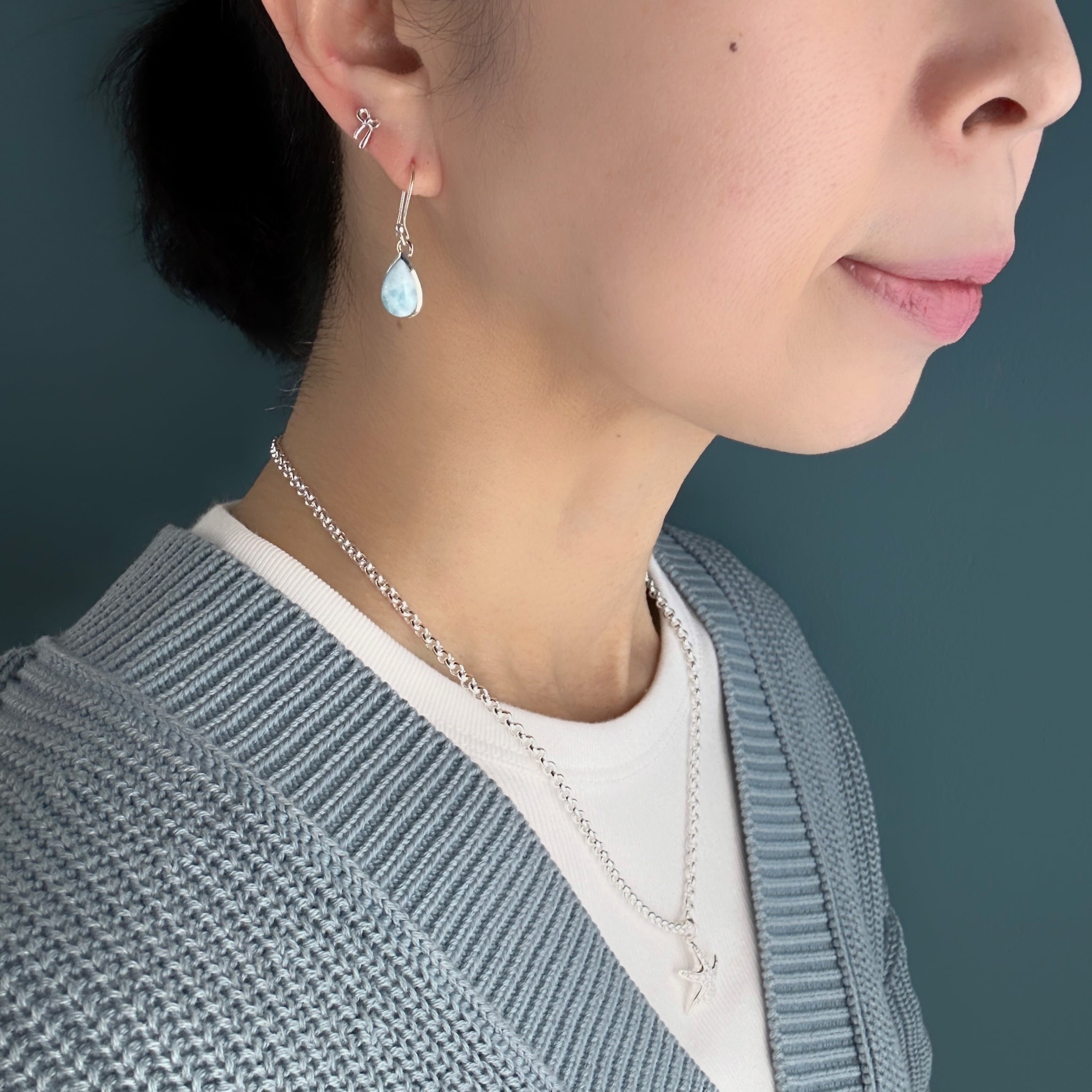 ラリマー ドロップ型 フックピアス M size 1.3 x 1.0cm | 【公式通販