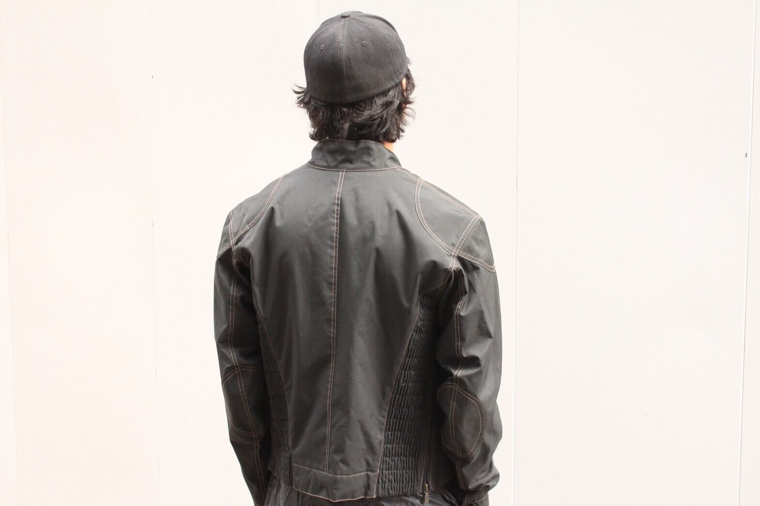 新品タグ付き WEAR MASTERS Souvenir Jacket 黒 XL Belstaff 新品タグ付き WEAR MASTERS Souvenir Jacket 黒 XL Belstaff