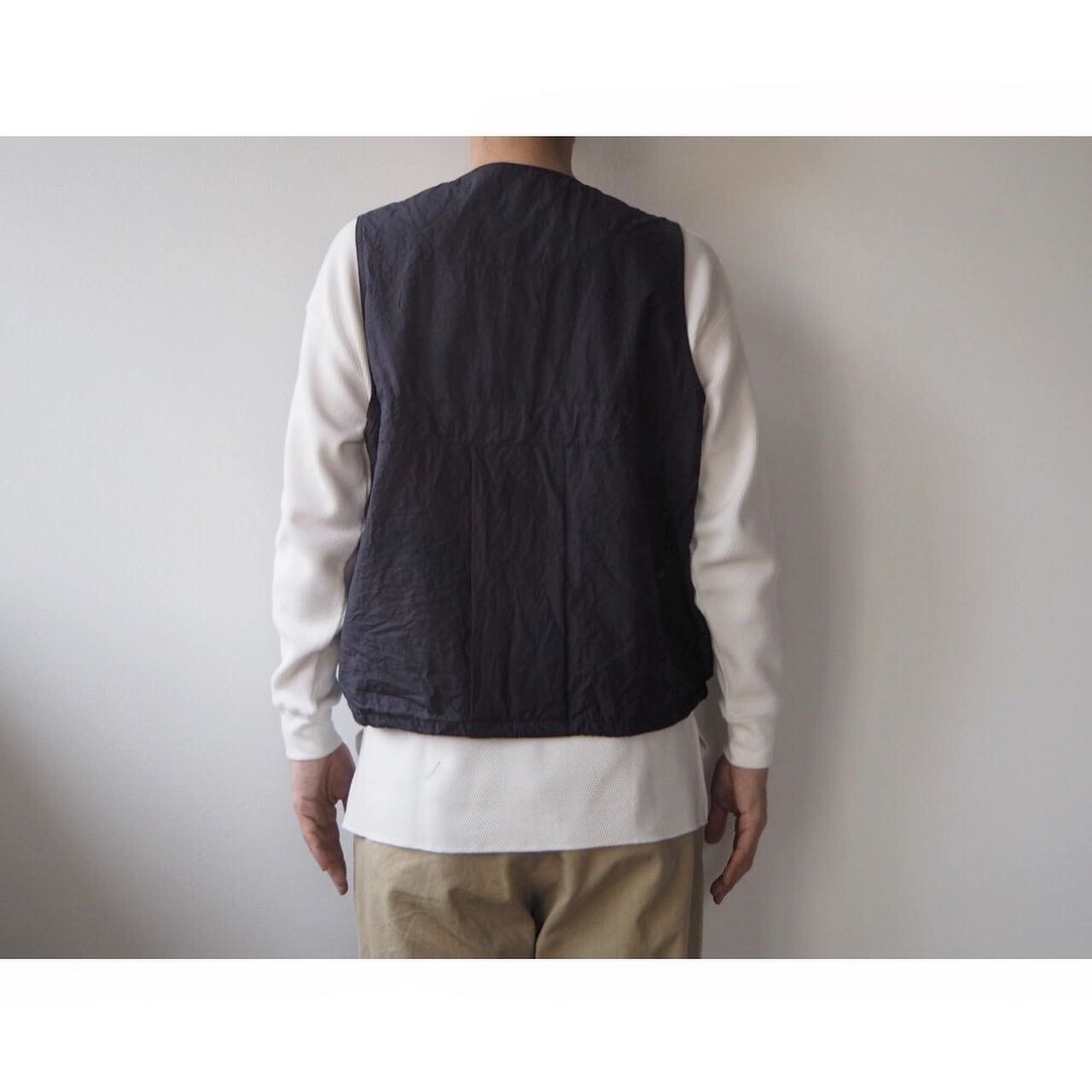 オンライングループ another 20th century River Runs Vest ベスト