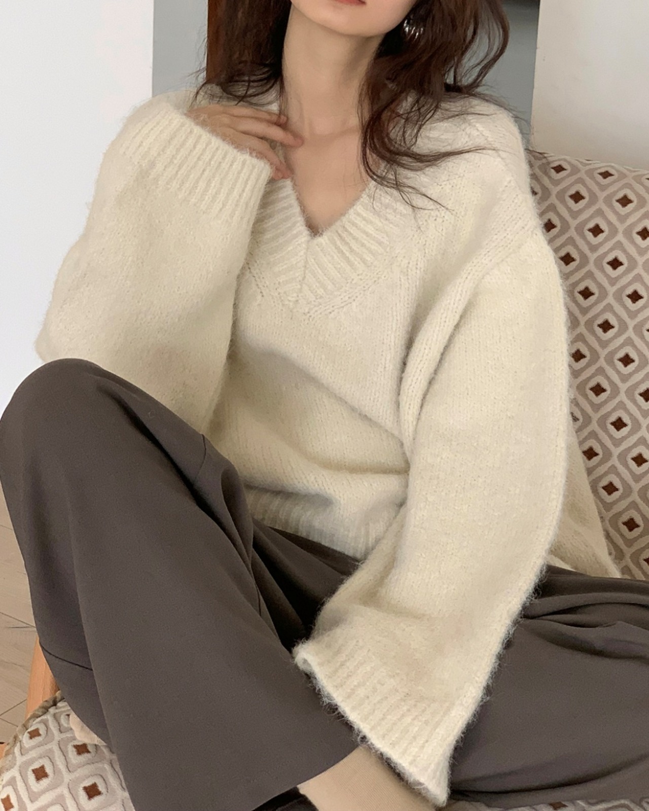 Vneck french loose Sweater T20049