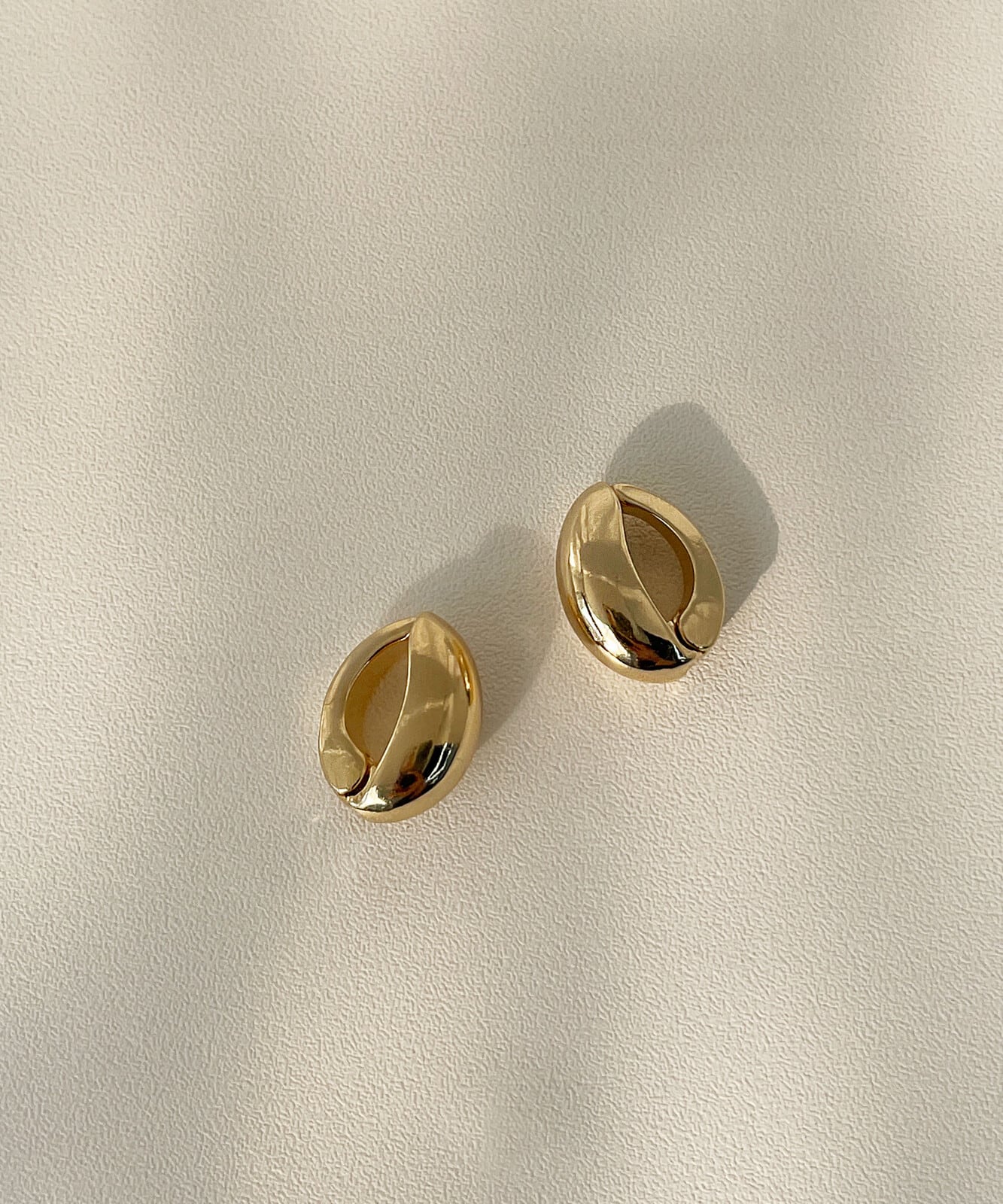 【SELECT】メタルぷっくりクリップイヤリング