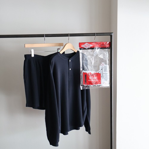 universal products. × FAITH “ROOM WEAR SET ( Navy )”