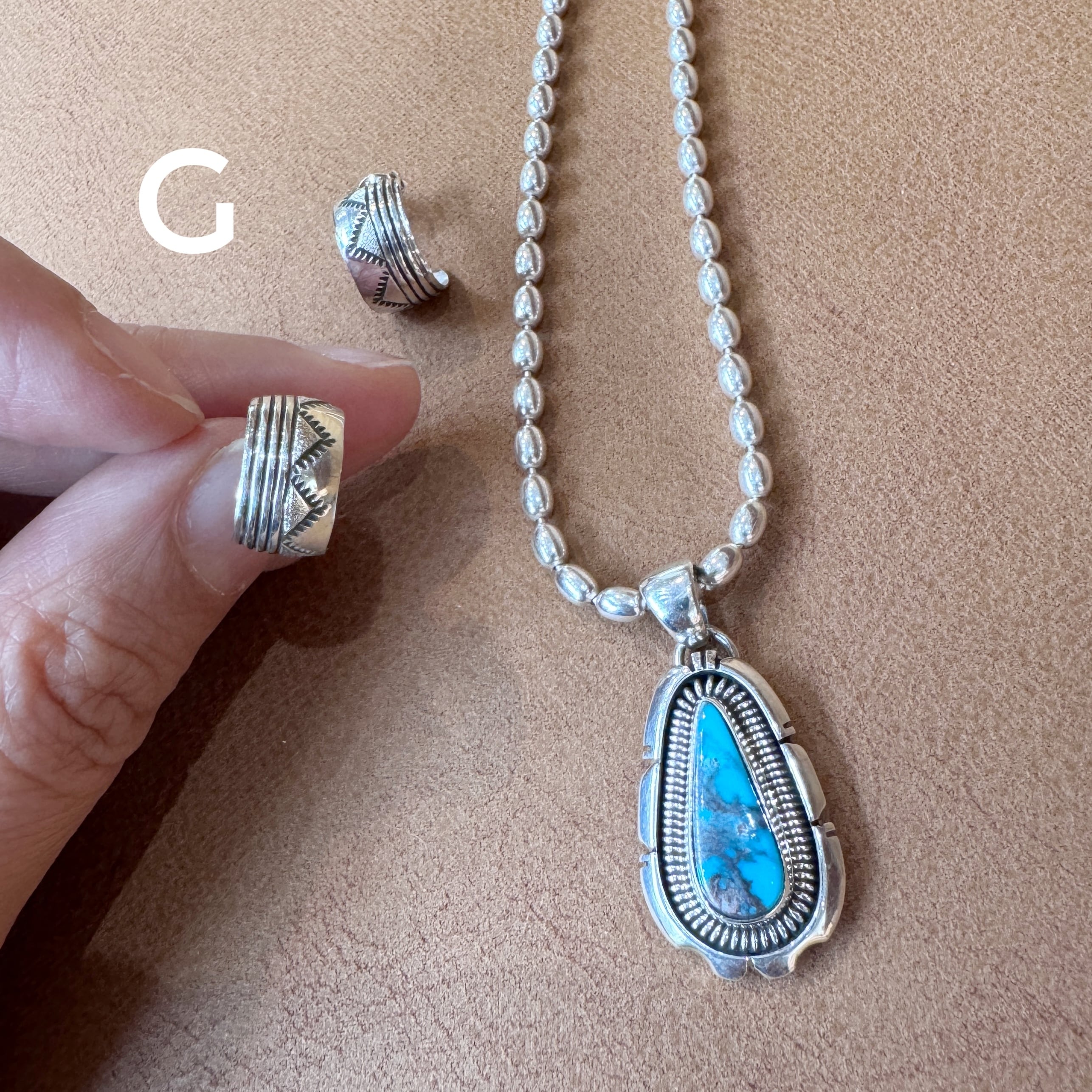 Indian Jewelry 》【一点物】ビスビー ターコイズ ペンダント