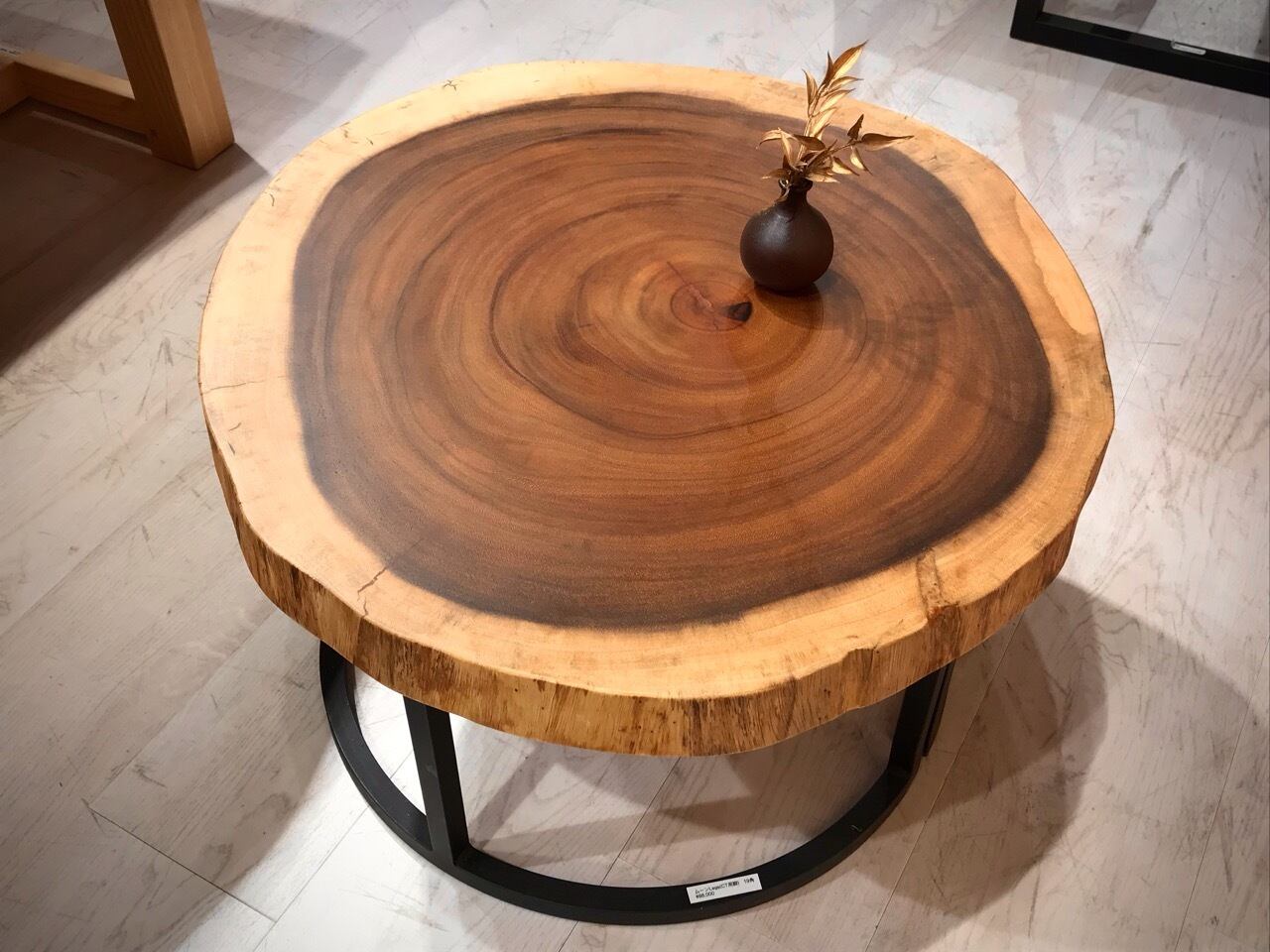 モンキーポッド_615×560×41_横浜元町店_テーブル天板/輪切り 242153