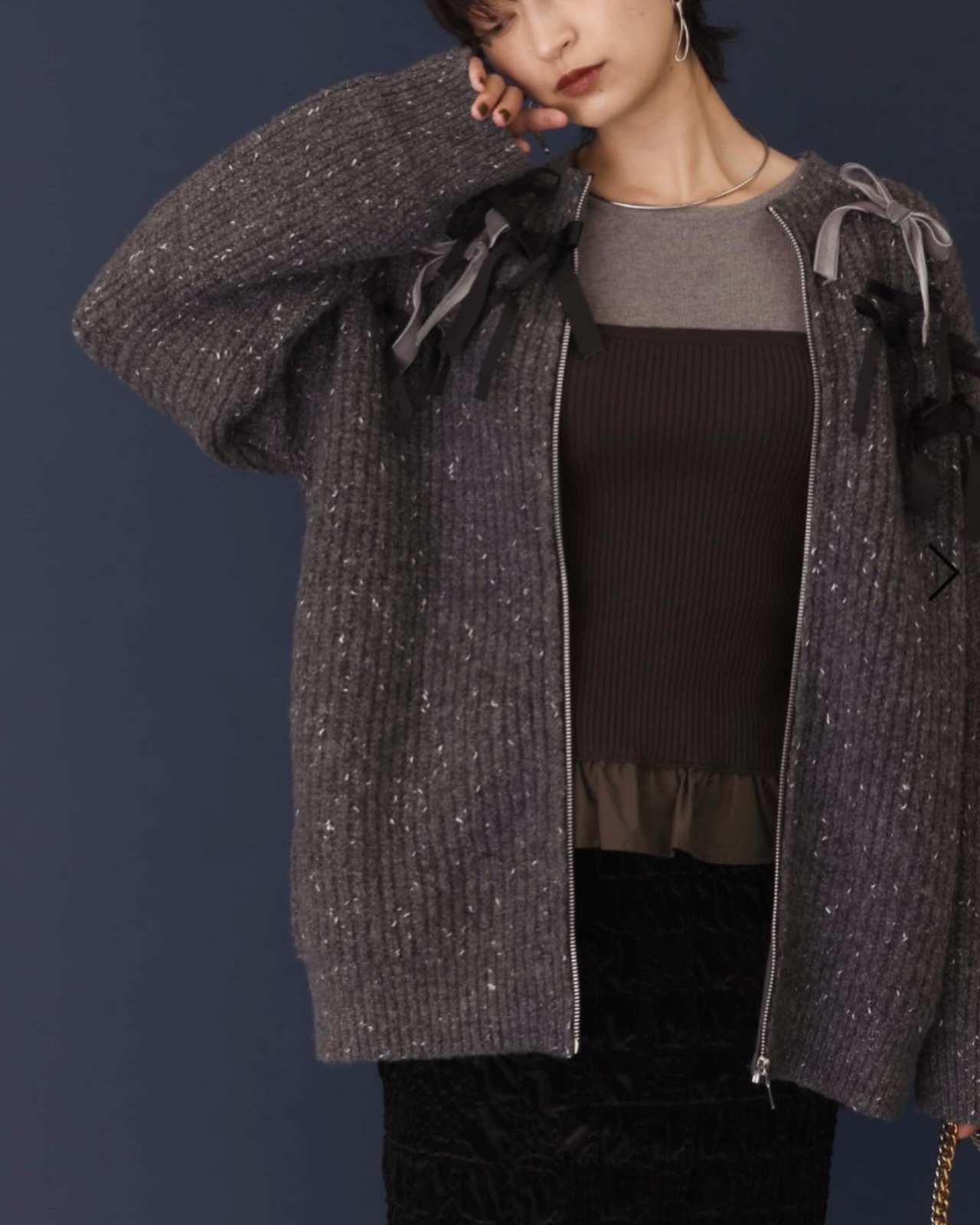 エイミーロウ　eimeelaw　ランダムリボンラメネップZIPカーデ