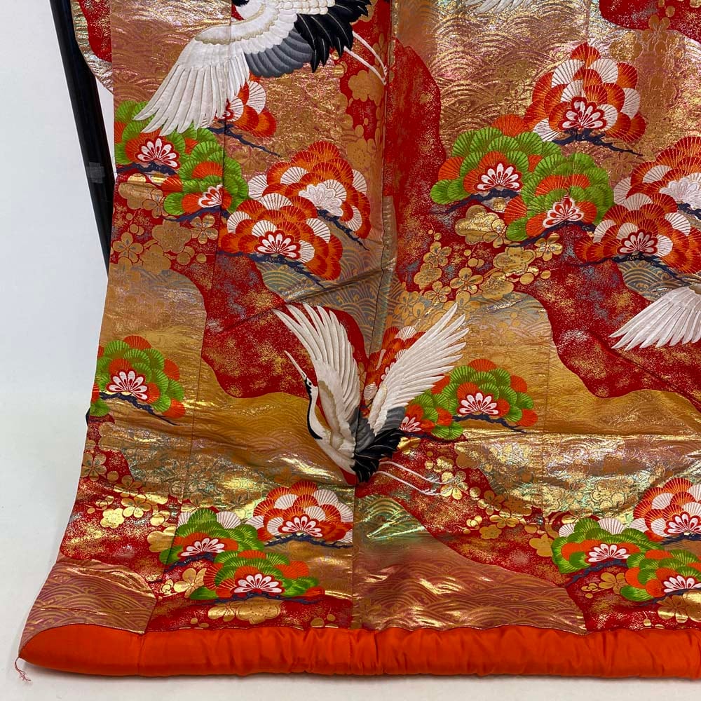 赤地 鶴柄 絹の着物　色打掛 打掛(朱赤地・鶴)｜着物レンタルあき (来店着付け無料・全国配送