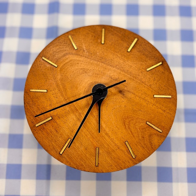 展示品　木とBRASSで作った温もりあふれる 置くことも出来る壁掛け時計