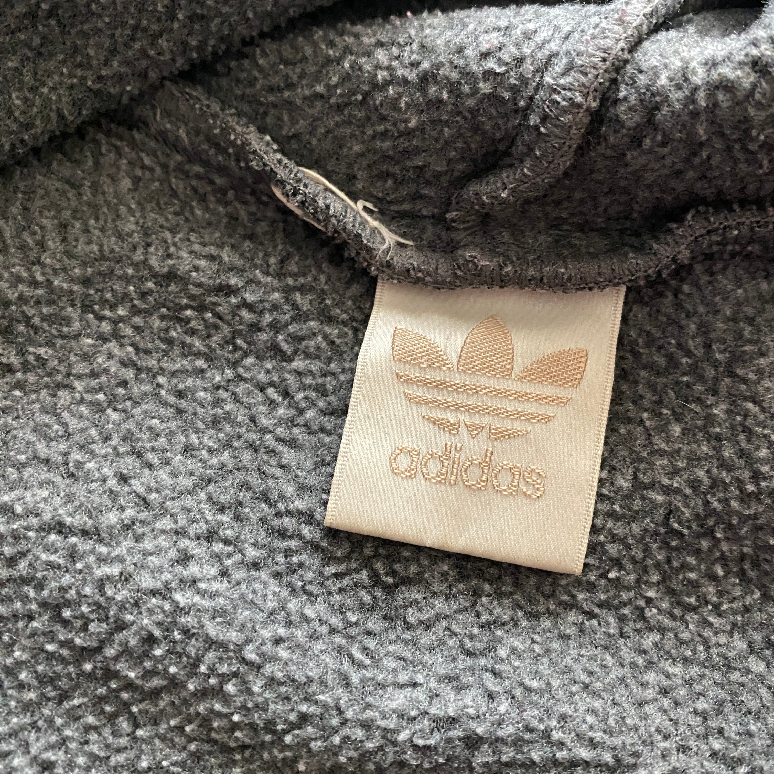 【人気】adidas アディダス　ボアジャケット　ビックロゴ　襟刺繍ワンポイント