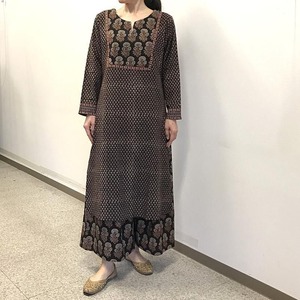 アジュラック染めヨーククルタ　ブラックブーティー　M/Lサイズ