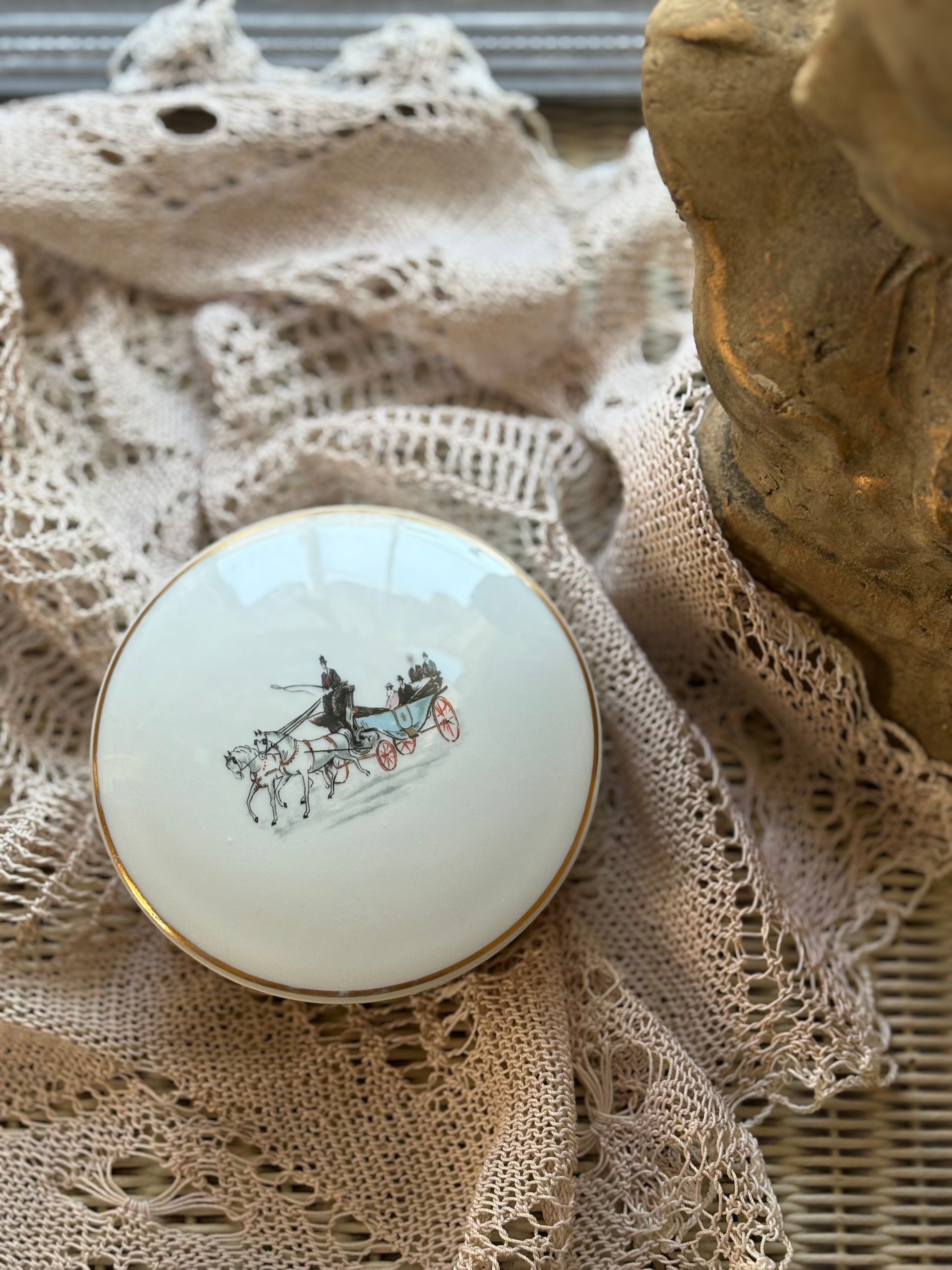 フランス Vintage Limoges アビランドリモージュ HAVILAND LIMOGES ボンボニエール 馬車 金彩 小物入れ インテリア 撮影小物