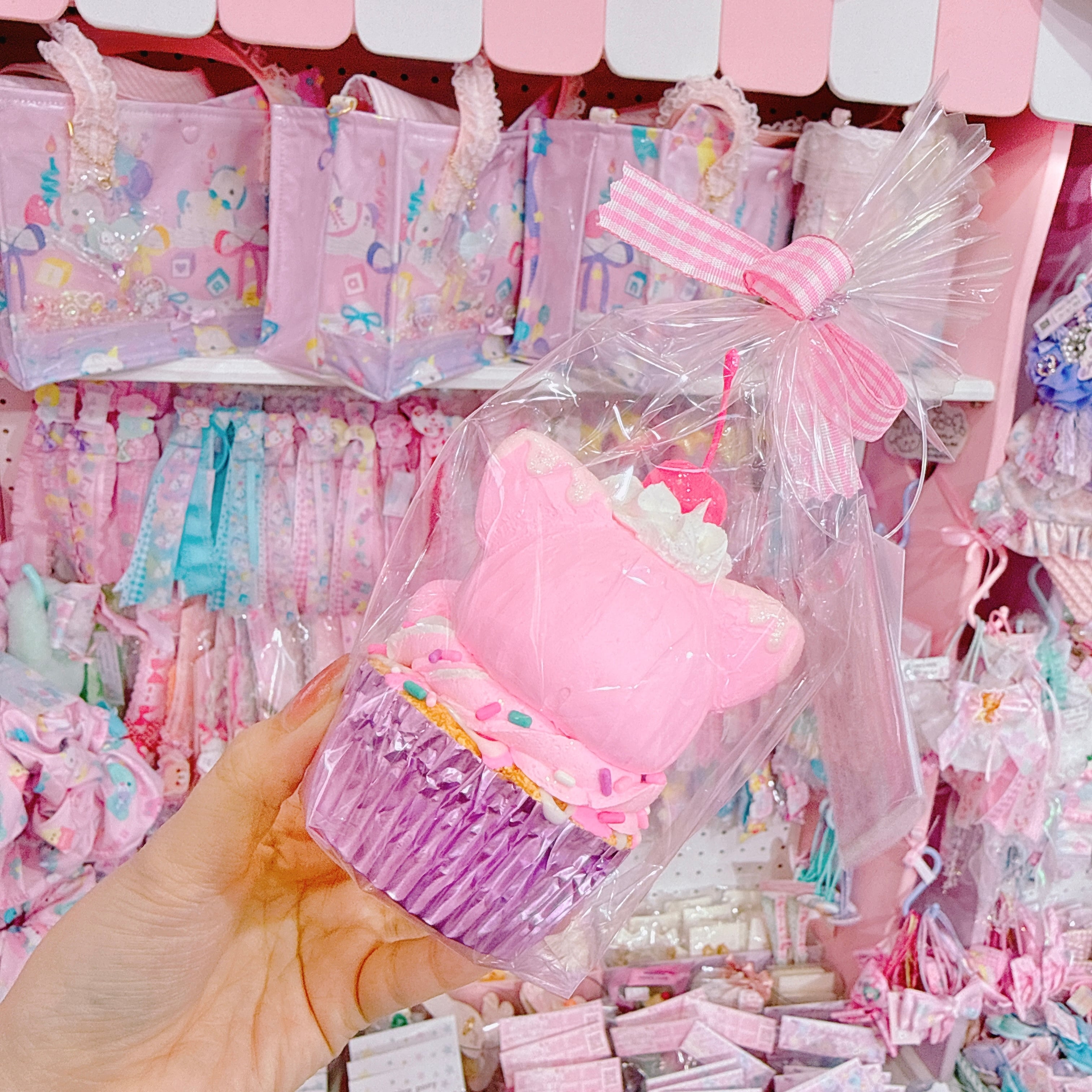 【G8】5-3ディスプレイ用ねこちゃんカップケーキ