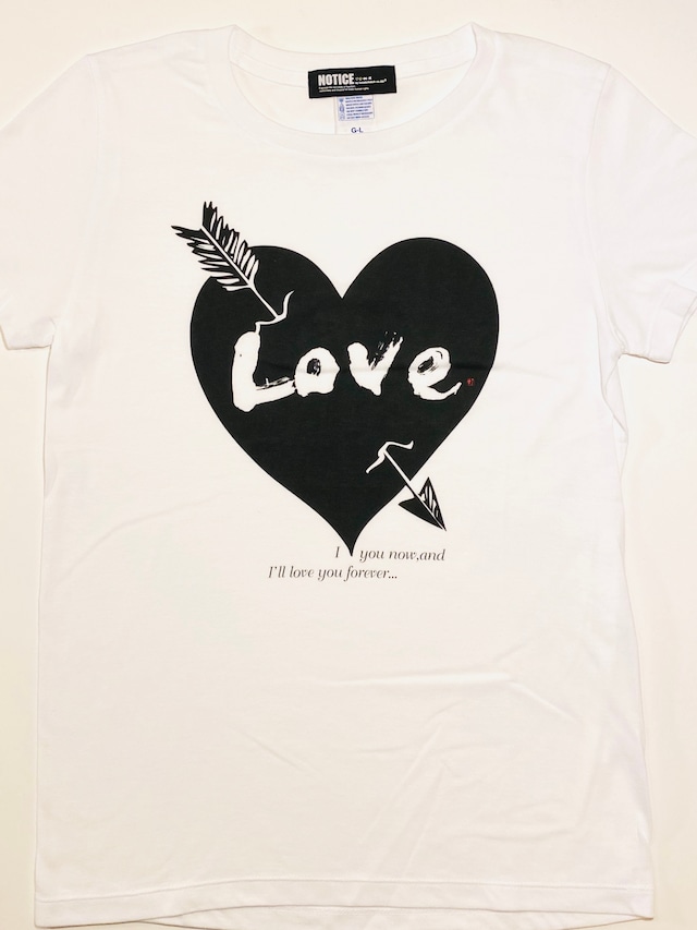 「Love」ティシャツ　白・黒ハート