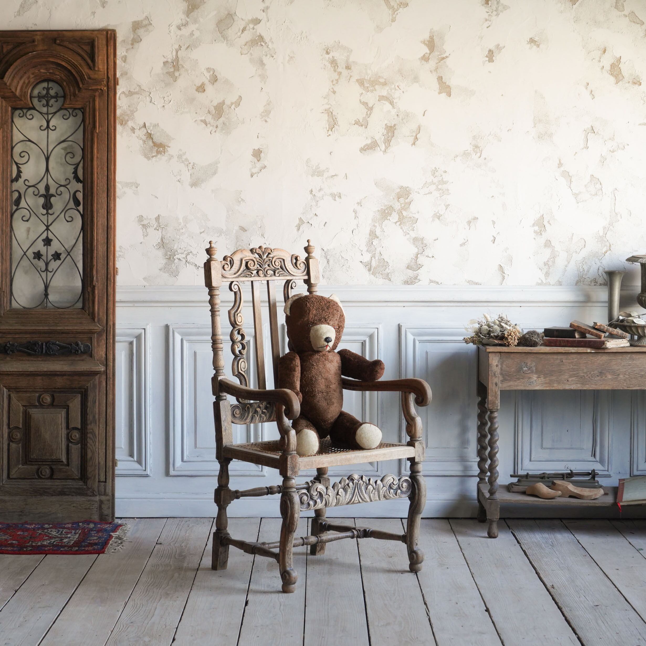 チェア/アンティークチェア/ディスプレイ/空間装飾/撮影アイテム/ラタンシート/装飾美/椅子/イス