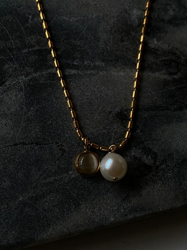 アコヤ貝真珠7ミリ一粒とカルセドニーネックレス