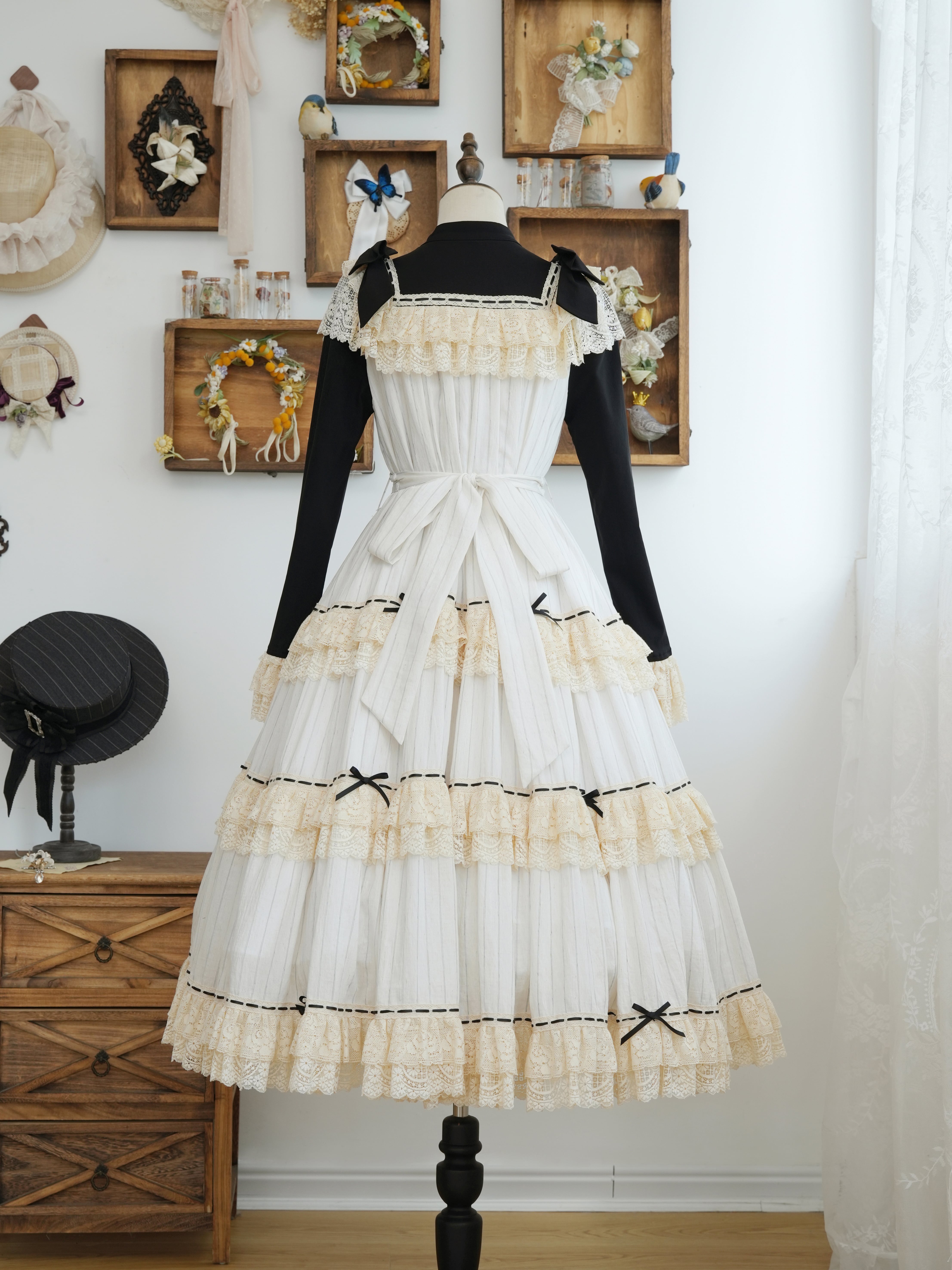 ホワイトナイツ ジェネオロジーワンピース | HoshibakoWorks