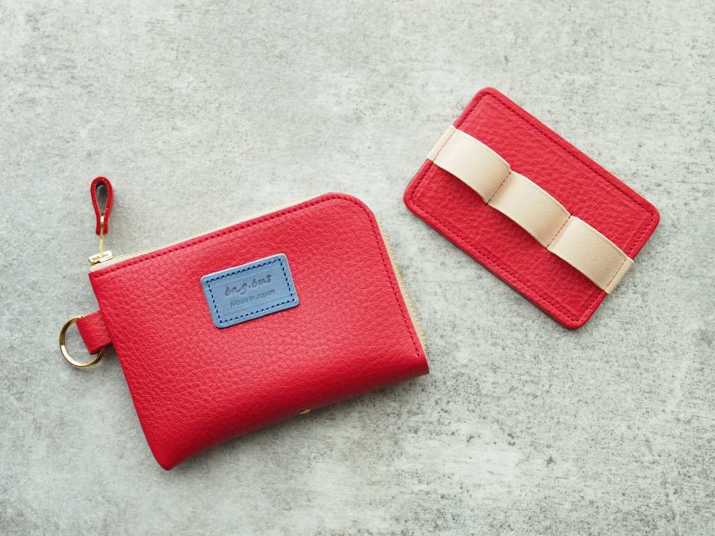 スマートキーが3個入るキーポーチ シュリンクレザーモデル』【送料込み