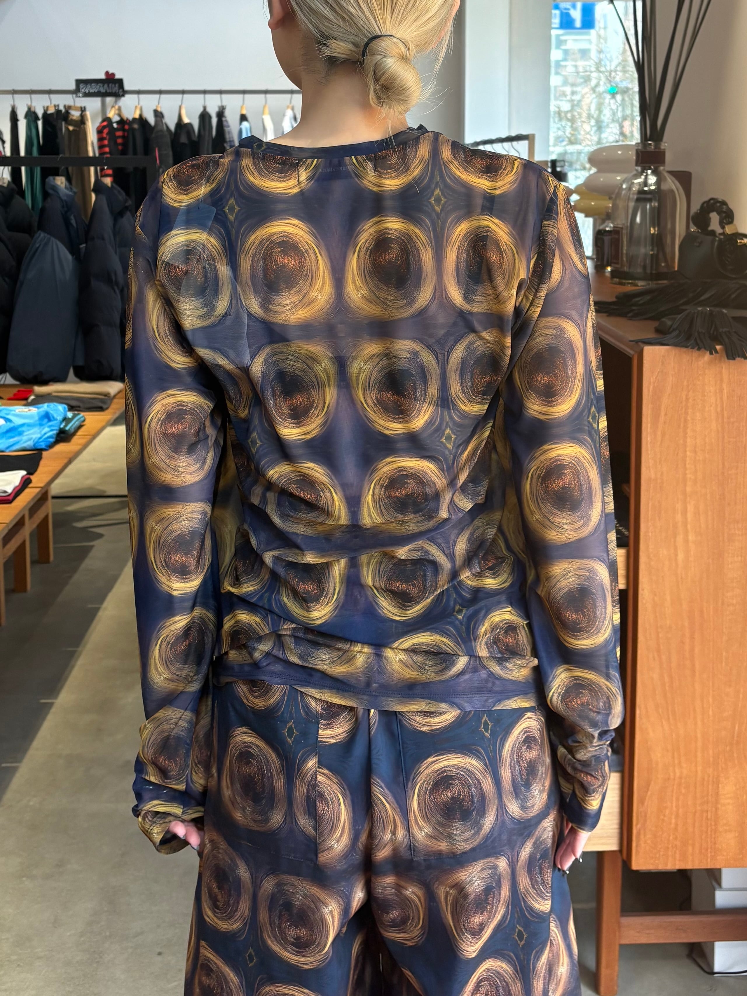 カットソー(長袖/七分) FUMIE TANAKA through print hight neck sheer print long | FUMIE=TANAKA/フミエタナカ | 三越