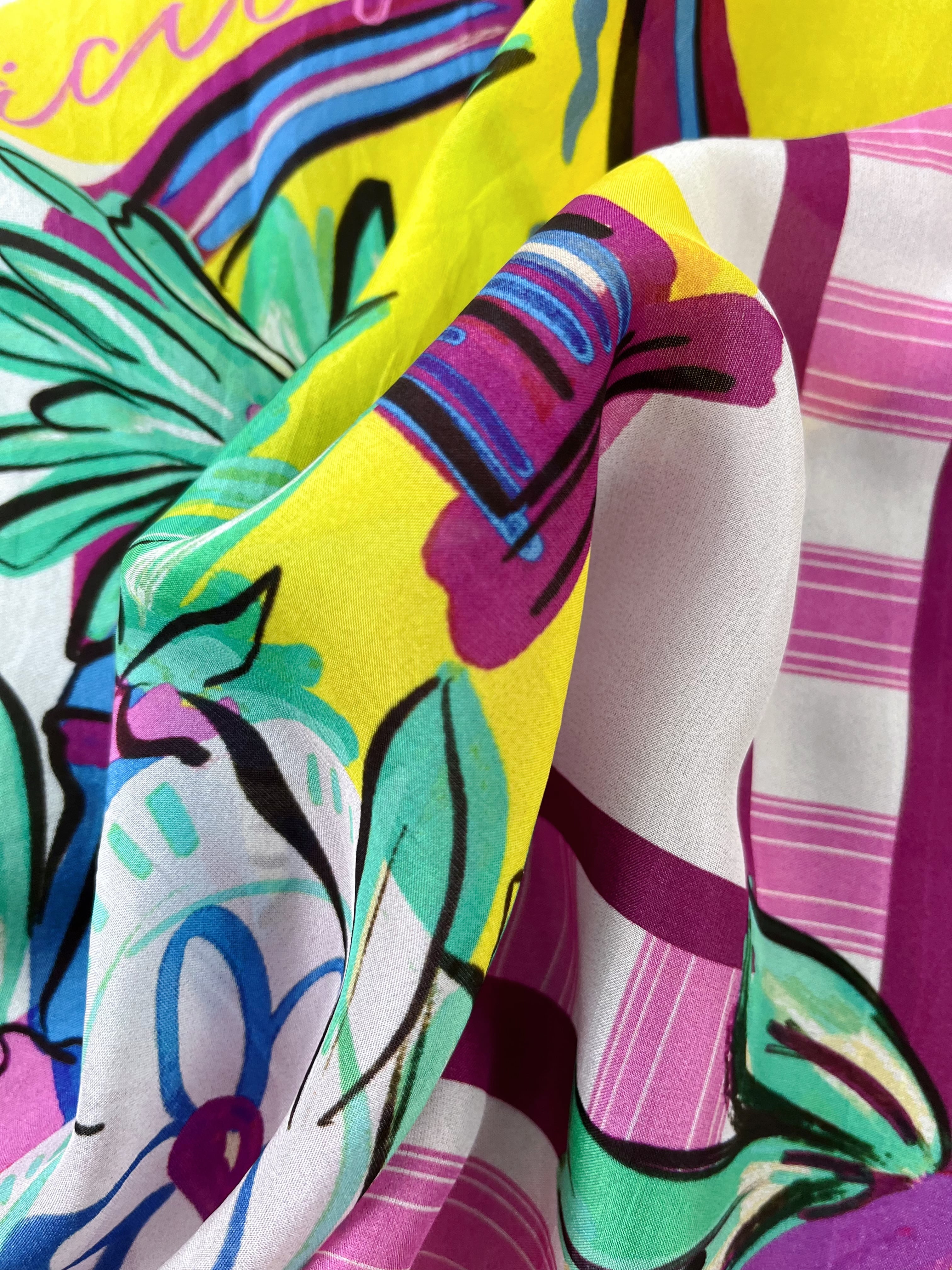 【POM Amsterdam／ポムアムステルダム】 TRIANGLE：スカーフ ⭐️POM Amsterdam ポムアムステルダム 三角ストール | Shop at