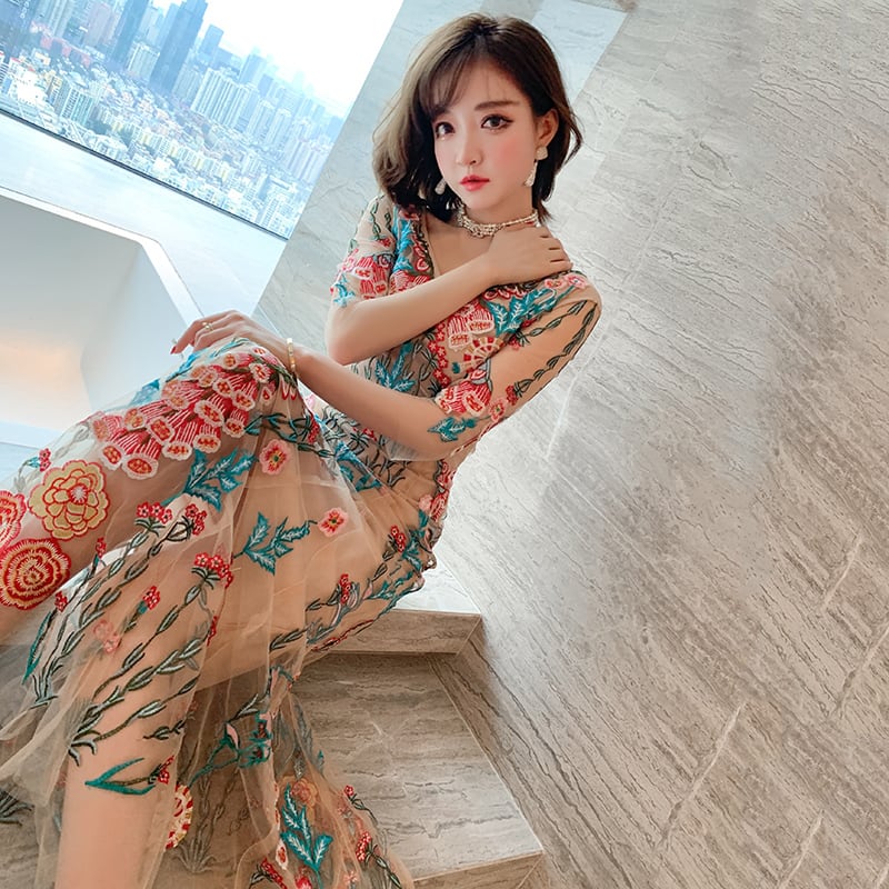 スカート Flowerデザイン Vネック七部袖スリーブウェストロングドレス レッド 刺繍 フラワーデザイン MIUCO46889781349