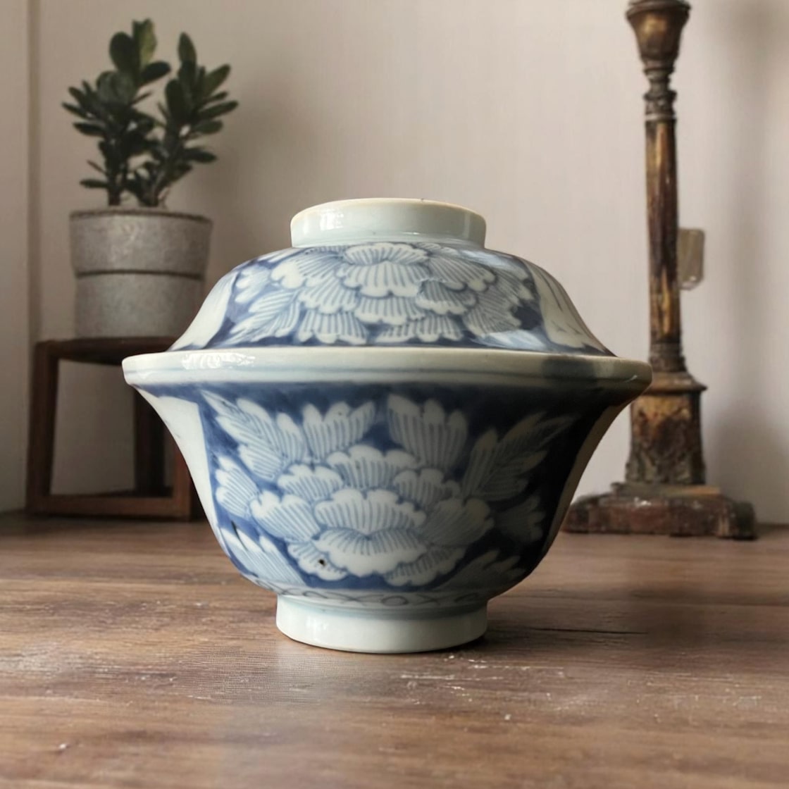 古伊万里 染付 牡丹図 蓋付き煮物碗（マルバツ入） | PAY ID
