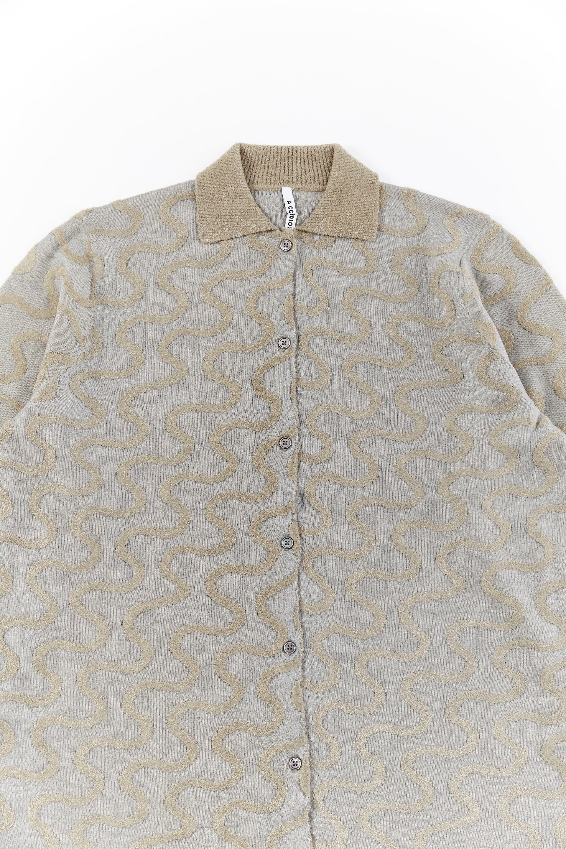 SHINY WAVY PATTERN KNIT SHIRT 25AWAC-012 BLACK | A CCORDION