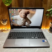 人気モデル‼️HP 250 G8☘メモリ8GB☘️SSD256GB☘️Core i5第11世代☘️15.6インチ☘ノートパソコン