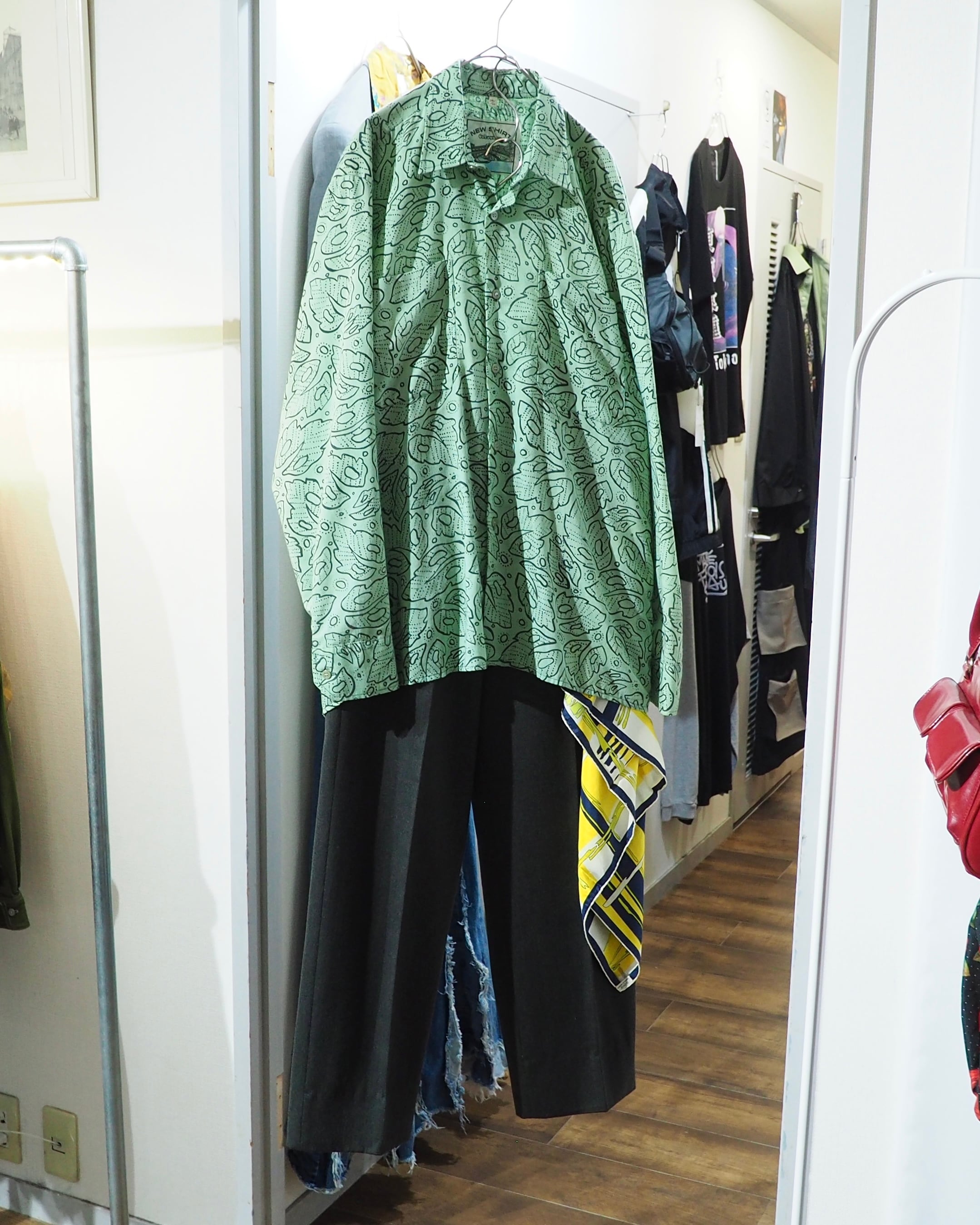 1990s Mint green Leaf pattern vintage Drape loose shirt