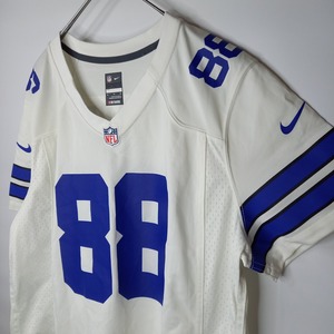 ナイキ　Vネック　フットボールTシャツ　ゲームシャツ　両面プリント　背番号　白