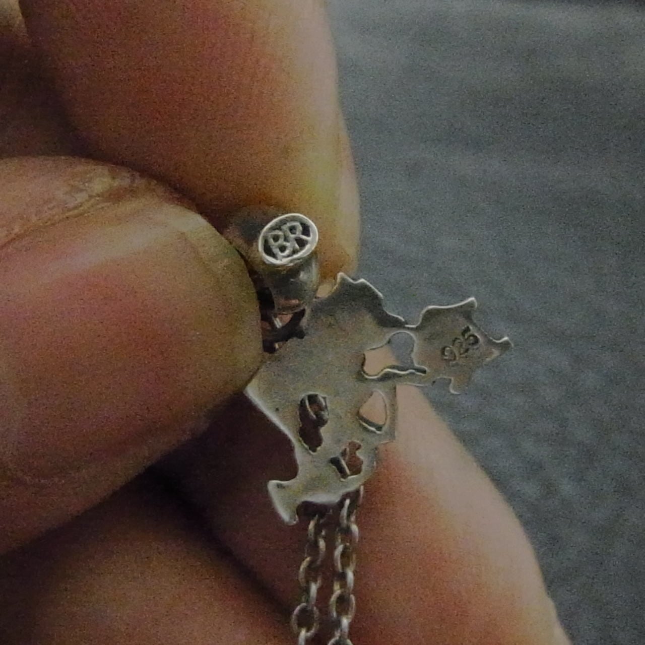 焼肉食べたいPENDANT | BLIND RABBIT