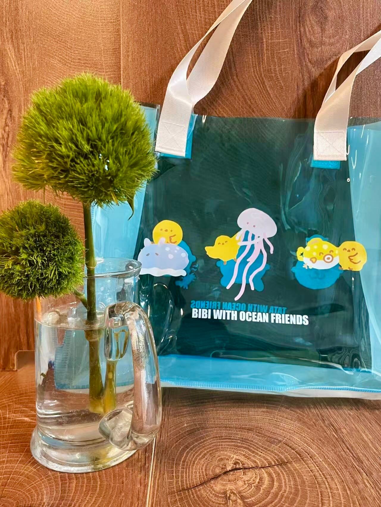 カワウソと海洋生物PVCスイムバッグ