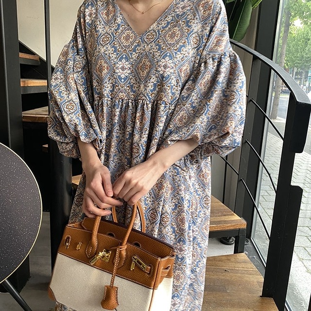 ワンピース レディース 春夏 秋冬 春 夏 秋 冬 エスニック柄ワンピース 大きめ ワンピース リゾート Vネック 半袖 ロングワンピース ゆったり 丈 ロング マキシワンピース ロングワンピース ビッグスリーブ ランタンスリーブ 体型カバー 楽チン ネイビー ブラック