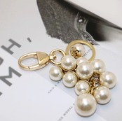 真珠ビーズキーホルダーバッグチャーム