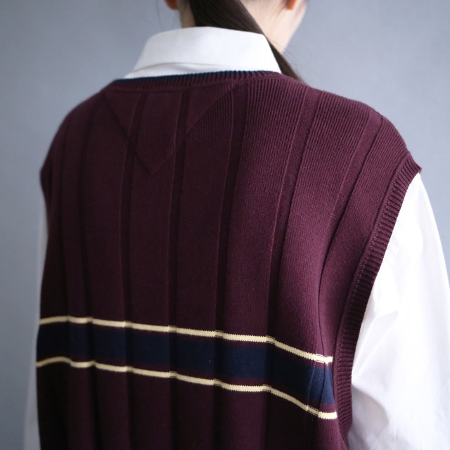 "TOMMY HILFIGER" line design loose 3D knit vest