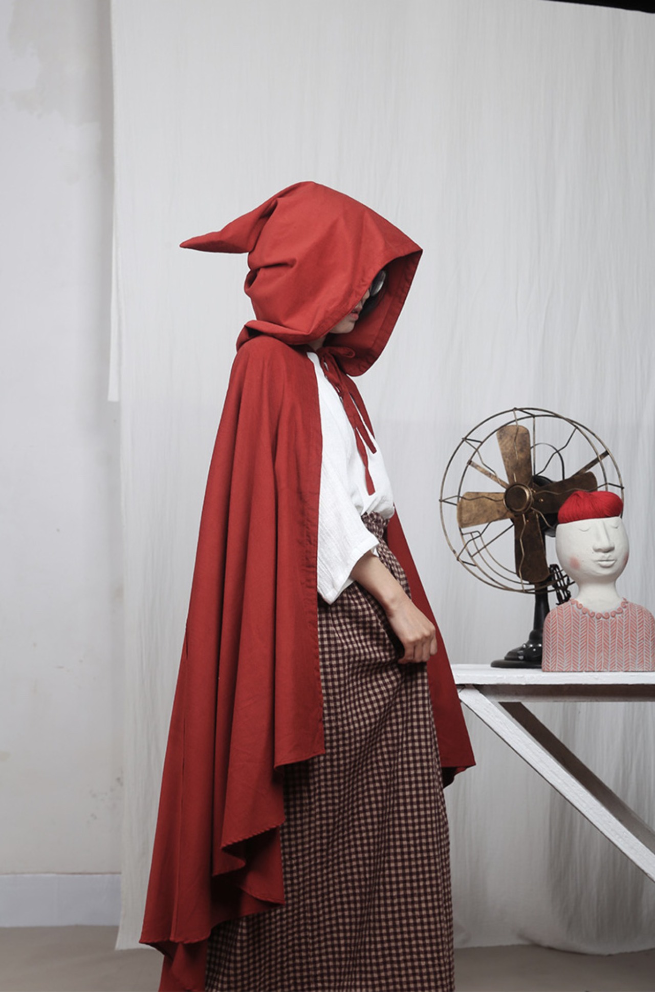 魔女のとんがりマント　M22018