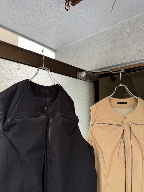 roundabout / Big Pocket Padded Vest