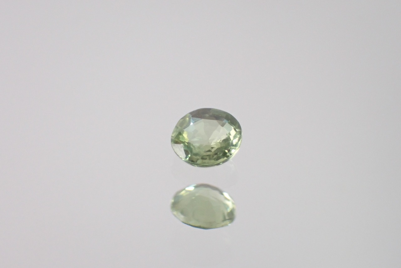 グリーンサファイア　0.26ct　[C1‐170]