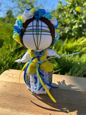 UA.Designer手作りモタンカ S（ウクライナの御守り）スタンド付き