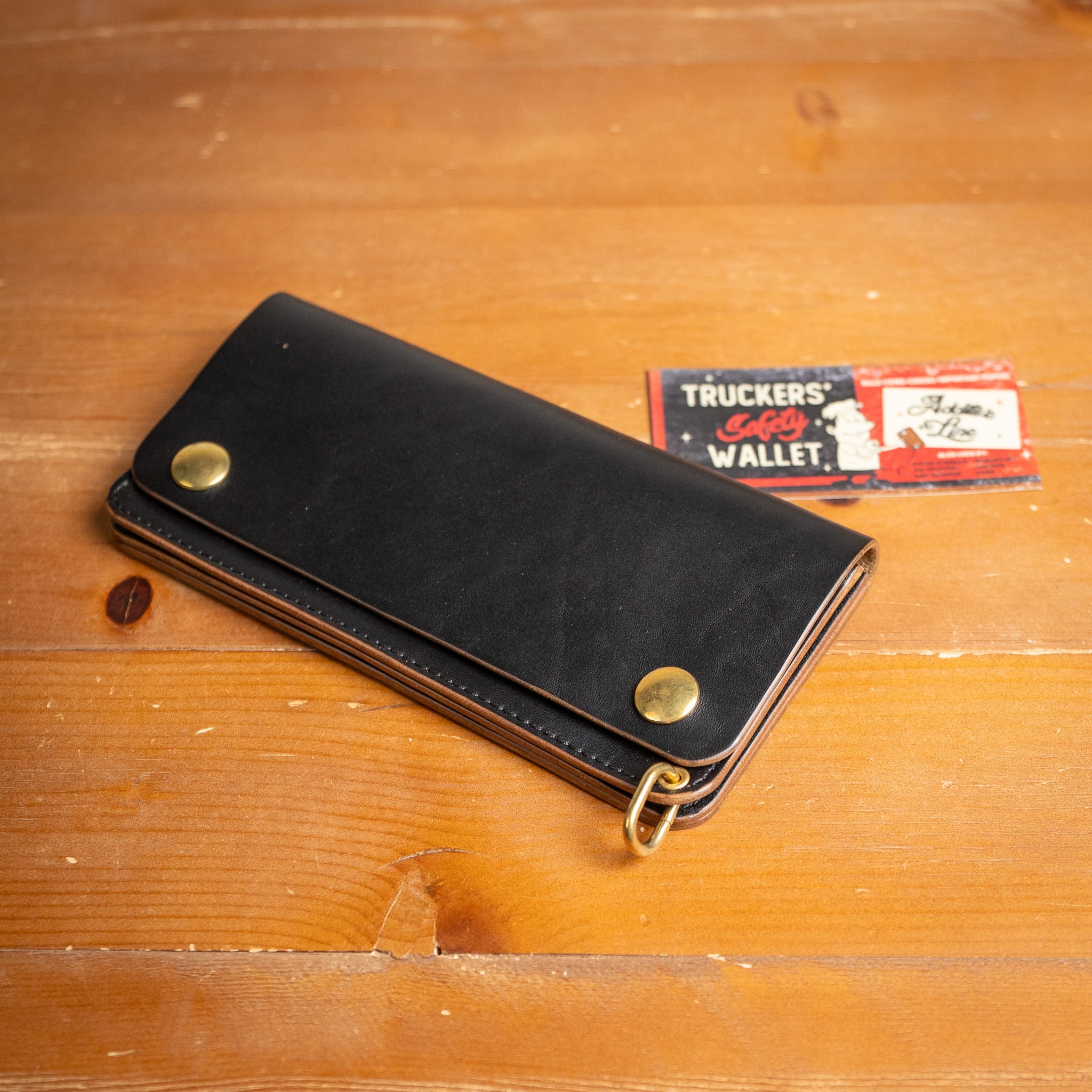 Additive and Line】Tracker Wallet TW-004 Maryam Horse Butt 3層