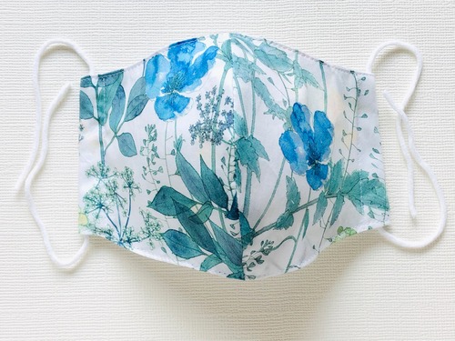 青い花のマスク