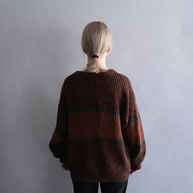 patchwork and switching color design loose knit
