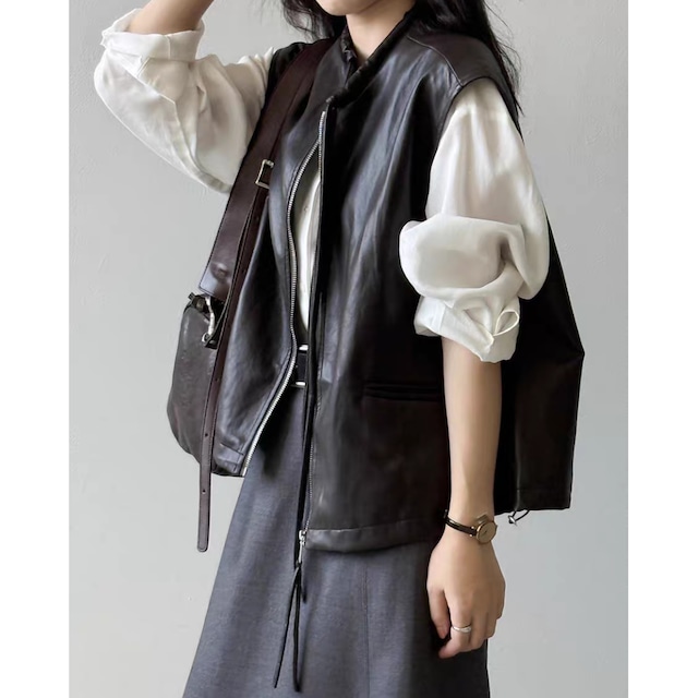 PUレザーノーカラーベスト　0278