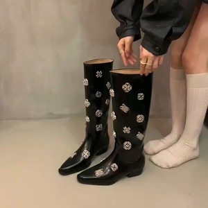 studded square-toe riding boots with metal detai＜s1438＞