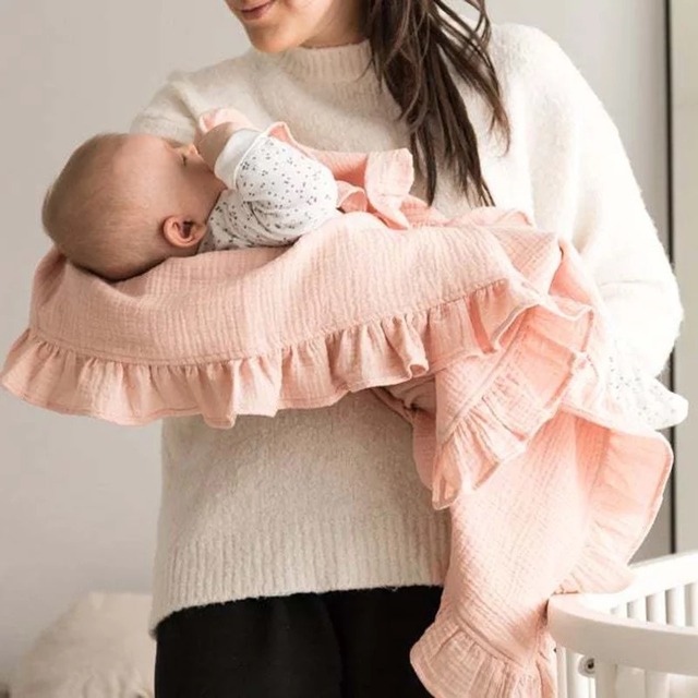 フリル付きおくるみ Lサイズ 4層ガーゼ ブランケット おしゃれなインテリアとしても Dear Sweetie