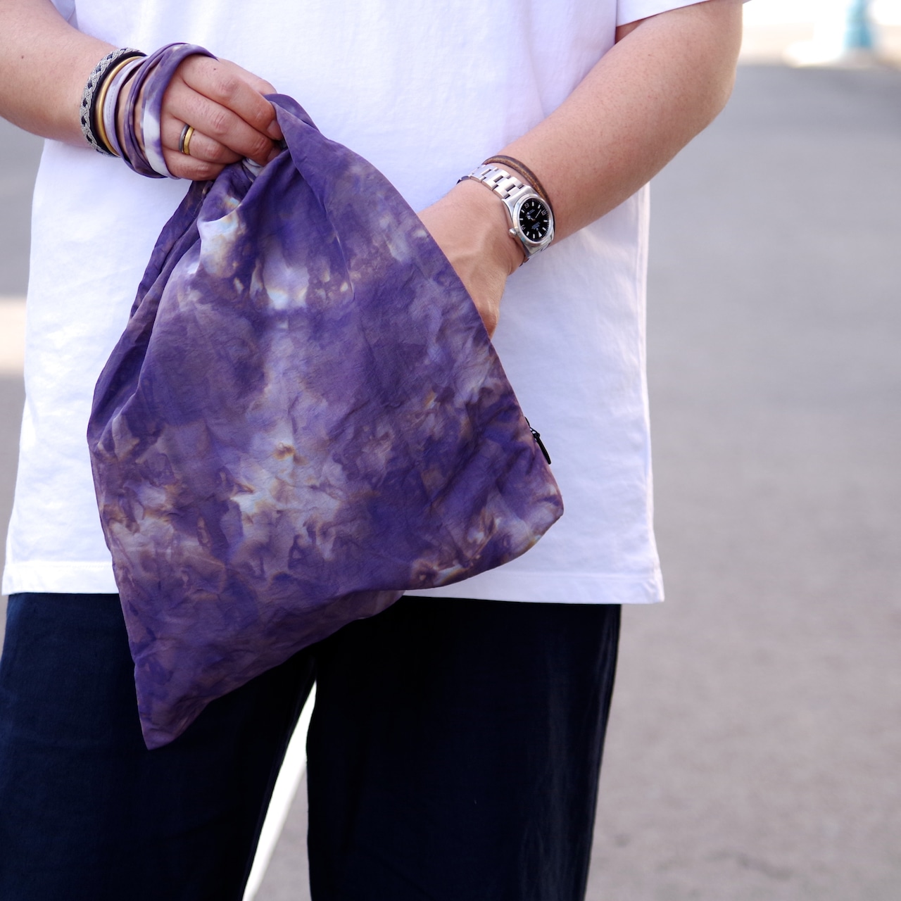 E R A. TIE�DYE�COOKING�COAT�BAG