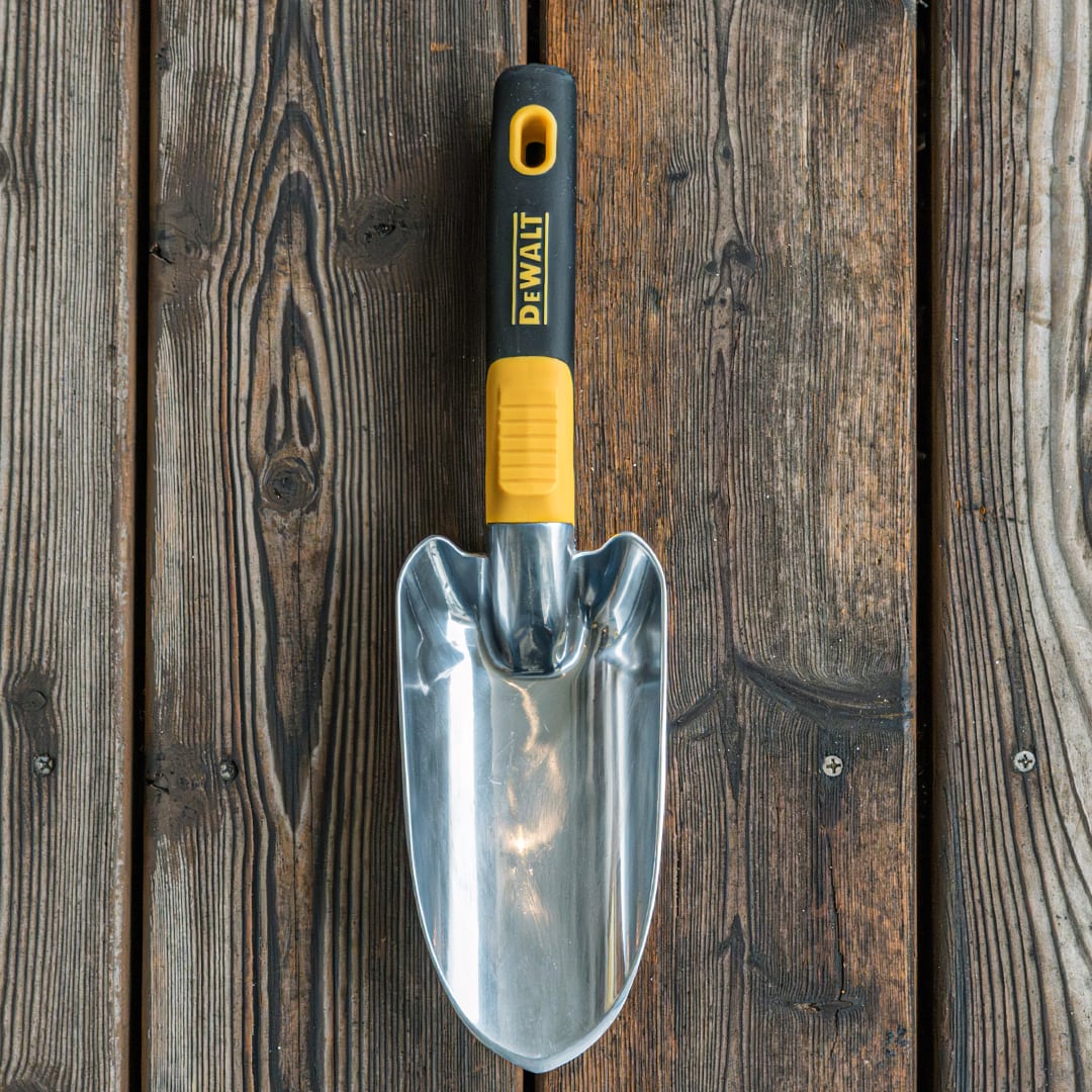 DEWALT／アルミハンドスコップ｜ALUMINUM HAND TROWEL | WHATNOT