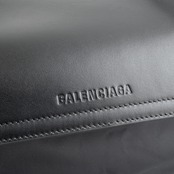 バレンシアガ ジュネーヴ ラージ ショルダーバッグ ブラック ナイロン レザー AW24