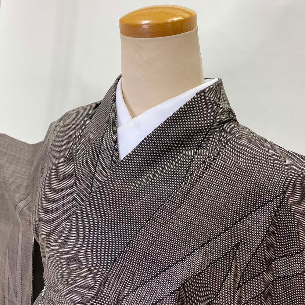 大島紬 七マルキ 茶 焦茶 全体柄 袷 お洒落着 普段着 正絹 裄63.5cm 身丈156cm 美品 Aランク Sサイズ 1961