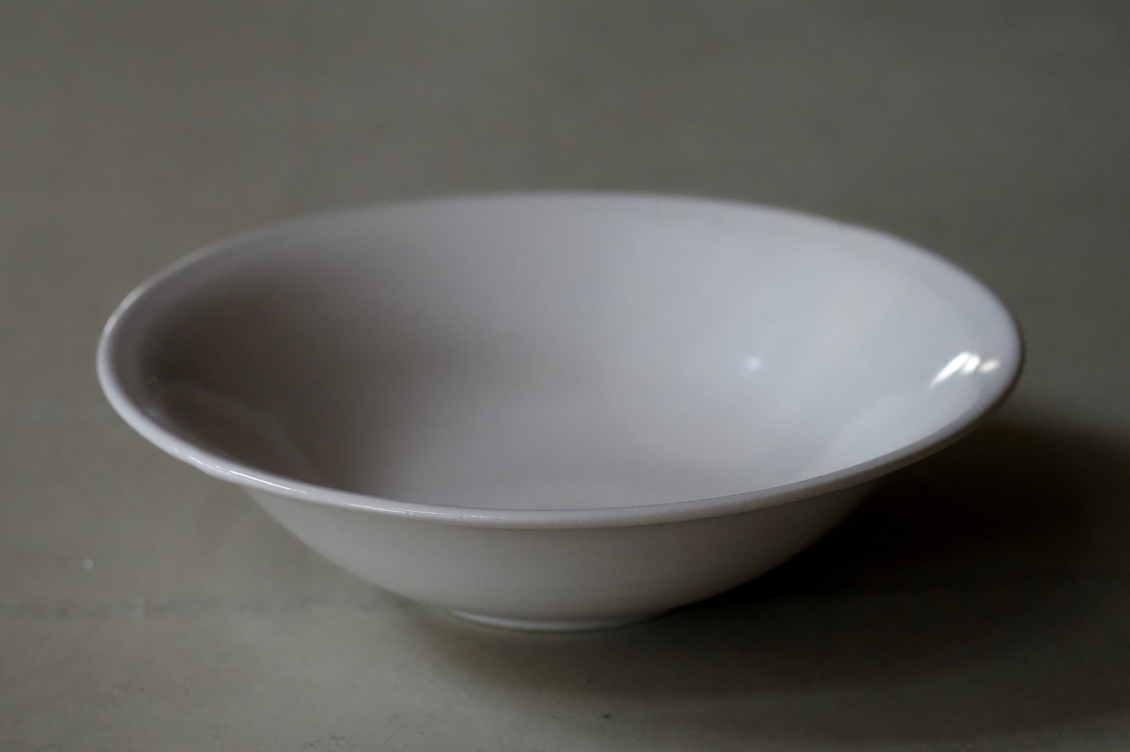 岡田直人 25.ふち反り浅鉢 | 陶屋なづな